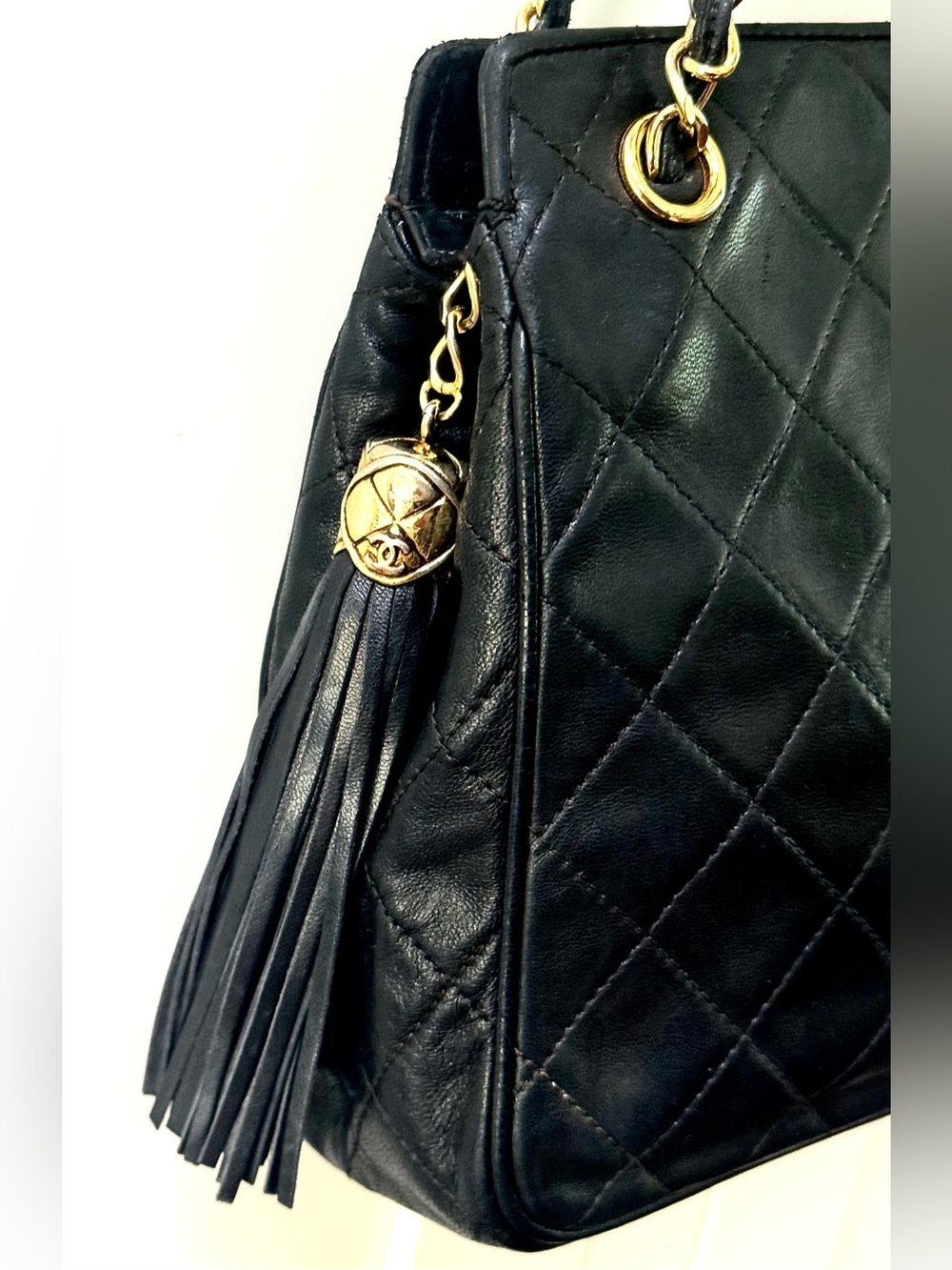 CHANEL Vintage Black Lambskin Tassel Chain Shoulder Bag 1 Series 24K GHW - Picture 9 of 14